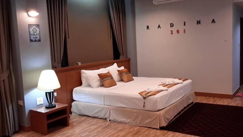 Radina Residence Nakhon Si Thammarat Ngoại thất bức ảnh